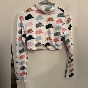 Colorful Hat Print Long Sleeve Crop Top
